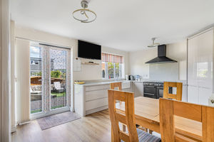 Kitchen/diner- click for photo gallery